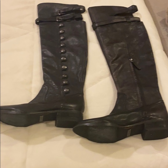 Never worn - Picture 4 of 4